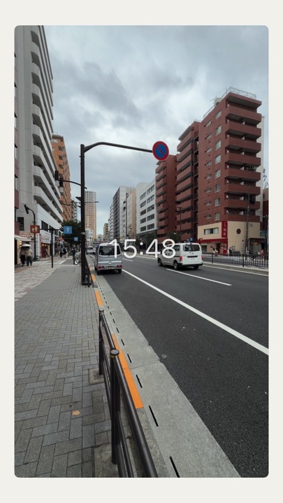 いつつで撮った街並みの動画の一場面
